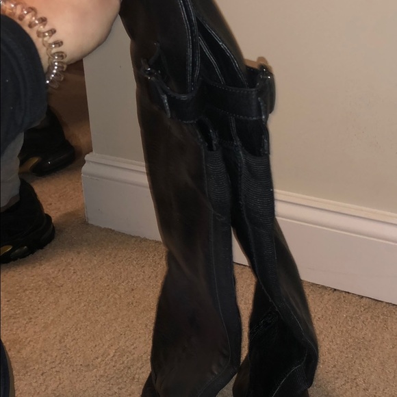 Over the knee boots - Picture 3 of 4